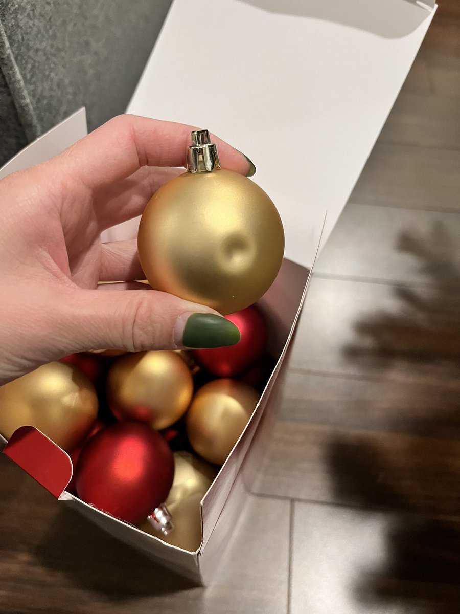 Just opened my box of <a href="/IKEACASupport/">IKEA Canada Support</a> ornaments and one is dented 🥲