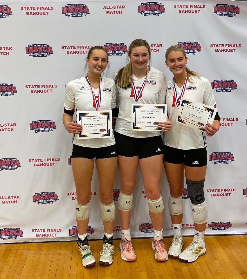 Representing KIVA at the IHSVCA North/South All-Star Match. Great job Callie, Gabby, and Olivia.  #kiva18red #kiva18white