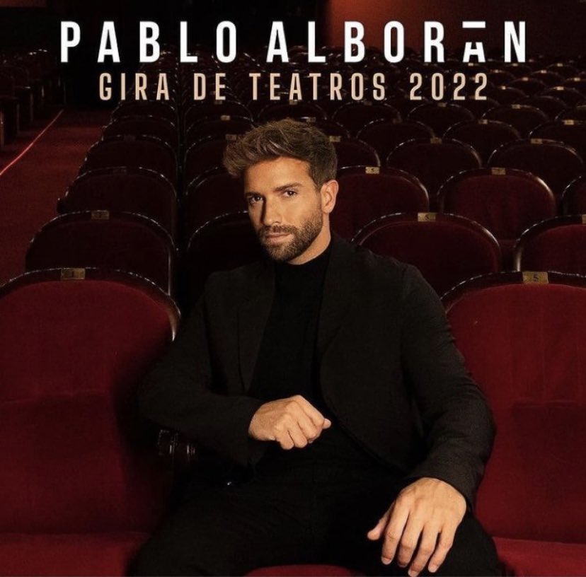 Esta noche en Town Hall con mi novio <a href="/pabloalboran/">Pablo Alborán</a> Y mi marido también! 😂😂