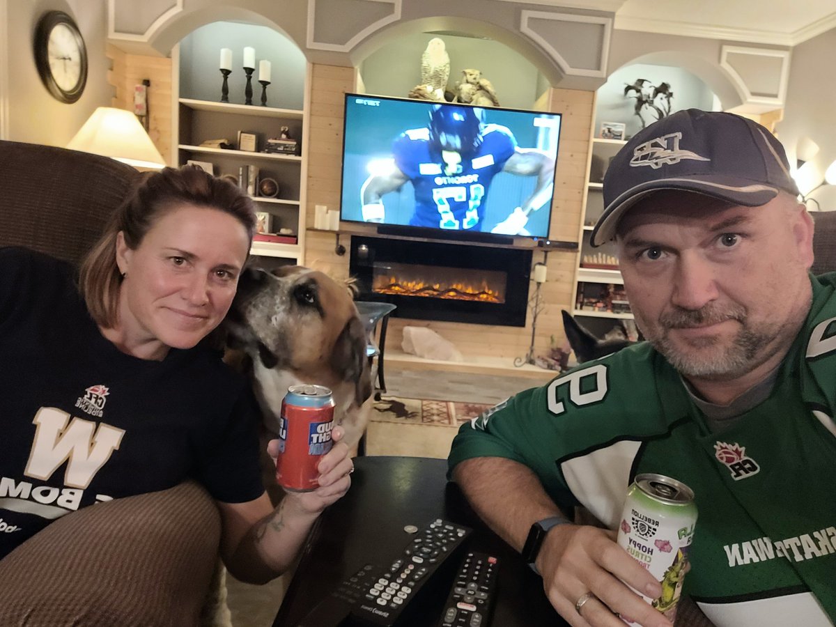 sshiels's tweet photo. Split household normally, one of each.... but today... #savethehate #GoBombers https://t.co/1i5gH69aX9