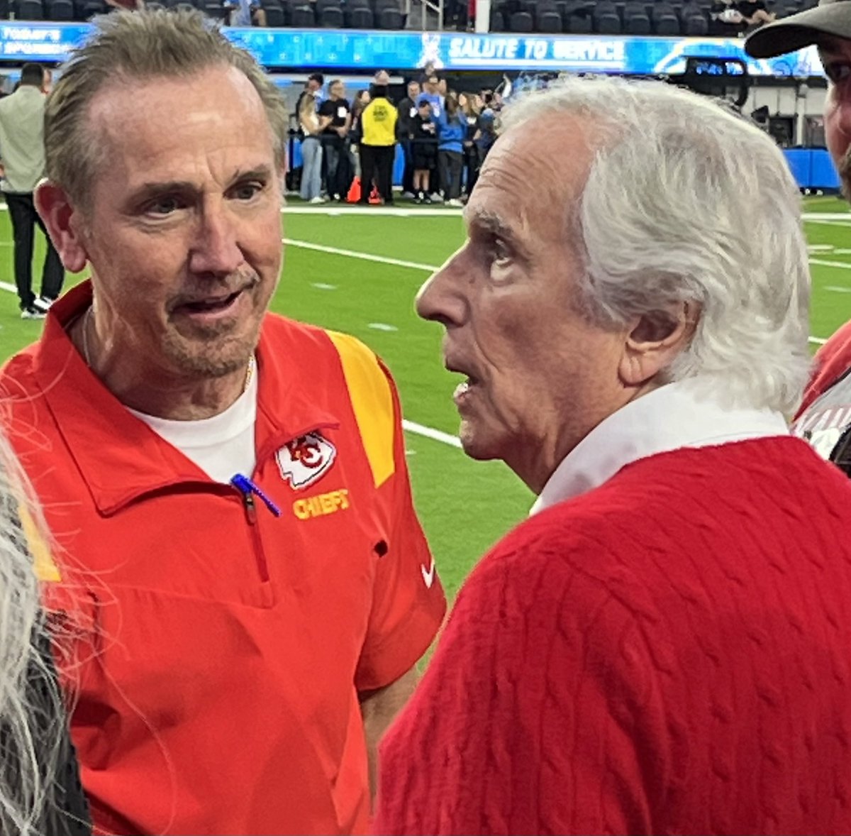RobCollinsTV's tweet photo. Coach Spags and Coach Klein talking ball. #ChiefsKingdom #KCvsLAC https://t.co/kFy1U8xGWC