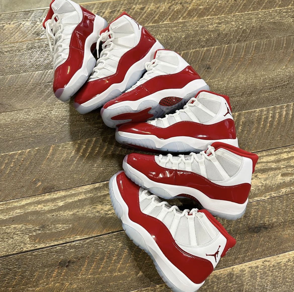 Sneaker.pluggg (@SneakerrP) / Posts / X