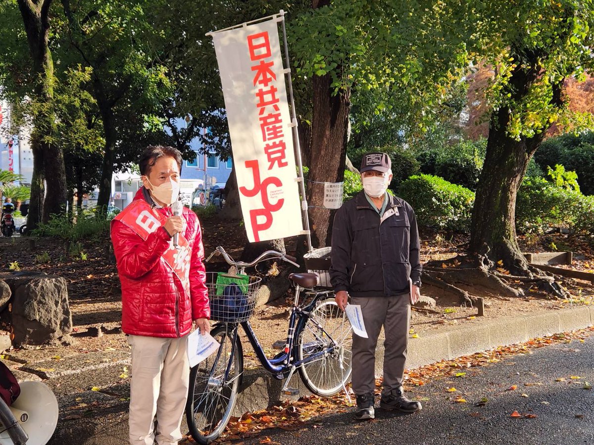 おはようございます。
今朝は阪神尼崎駅前で、結果報告。
議席には及びませんでしたが、市民の要求実現のために地区委員会一丸となってがんばる決意を述べました。