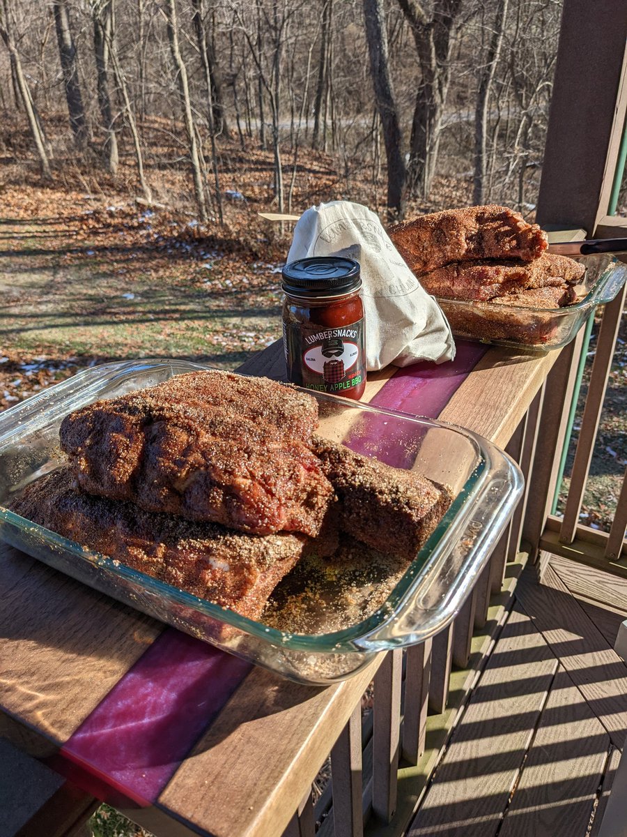 lumbersnack14's tweet photo. Long weekend in the woods mean ribs at the end of the day.  No deer. It's hog tonight. @Currentsmokebbq @StewsSauce @Grabthebrisket @2ndhandsmokehtx @ChicksSmoke @SmokinintheUSA @armstrong8785 @PabstBlueRibbon @BuschBeer @HawkeyeFootball @IowaPork https://t.co/bnylvEMyen