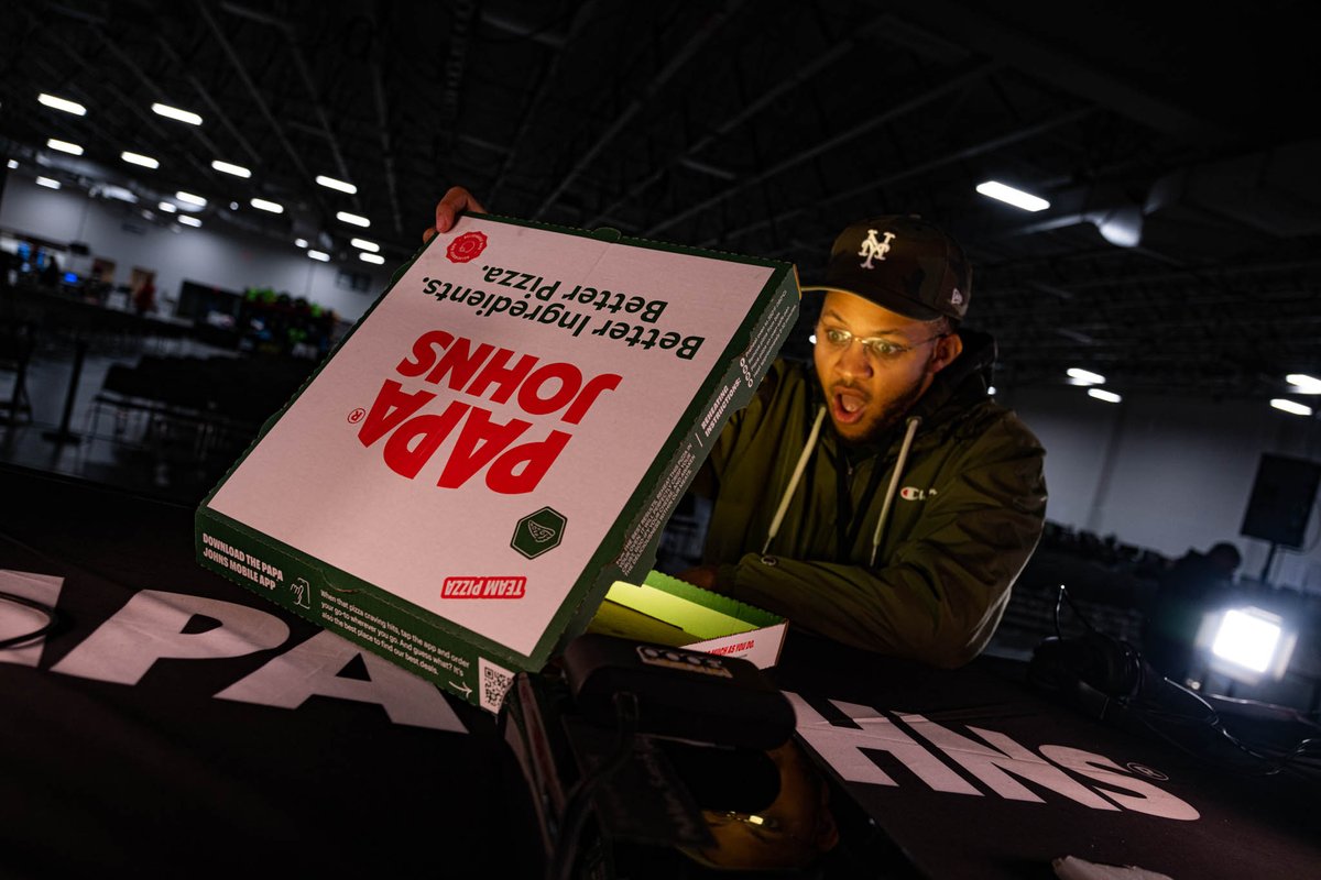 Unlimited potential awaits you. All you have to do is open the box!

Use the code PapaJohnsSmash to save 20% on the @PapaJohns pizza of your dreams! #PapaJohnsSSB 

🍕 bts.gg/PapaJohns

📸 @PicsandPylons