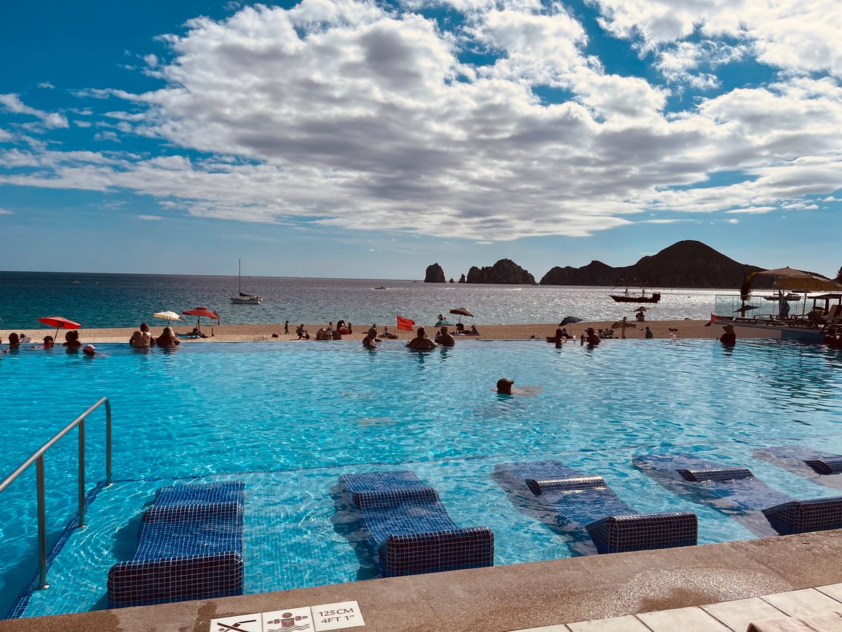 stephauclair415's tweet photo. Le bonheur! #LosCabos https://t.co/ysv1kJlqGN