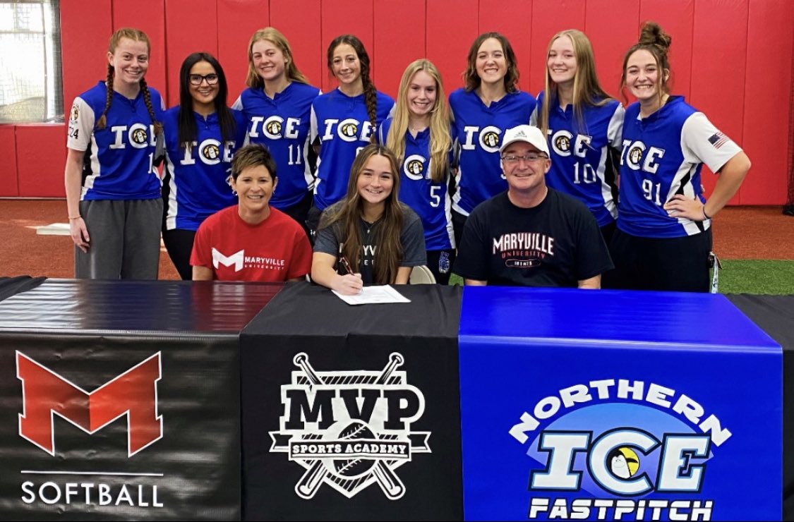 emmaoflahertyy's tweet photo. So glad to be sharing the experience with @NorICEfastpitch! Couldn’t have asked for better teammates and coaches to help me along the way. 🤍@MandiBaldufnsr @KatieMcKayPhil @JoeKinsella66 @MaryvilleSB https://t.co/NKdNUhnA3N
