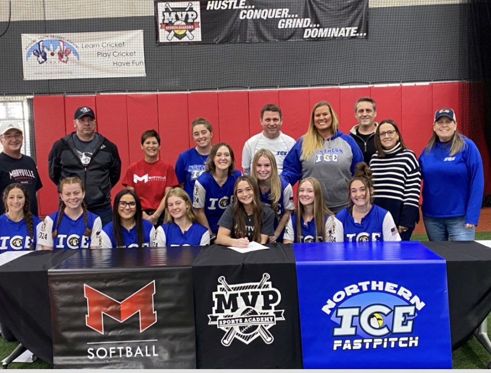 emmaoflahertyy's tweet photo. So glad to be sharing the experience with @NorICEfastpitch! Couldn’t have asked for better teammates and coaches to help me along the way. 🤍@MandiBaldufnsr @KatieMcKayPhil @JoeKinsella66 @MaryvilleSB https://t.co/NKdNUhnA3N