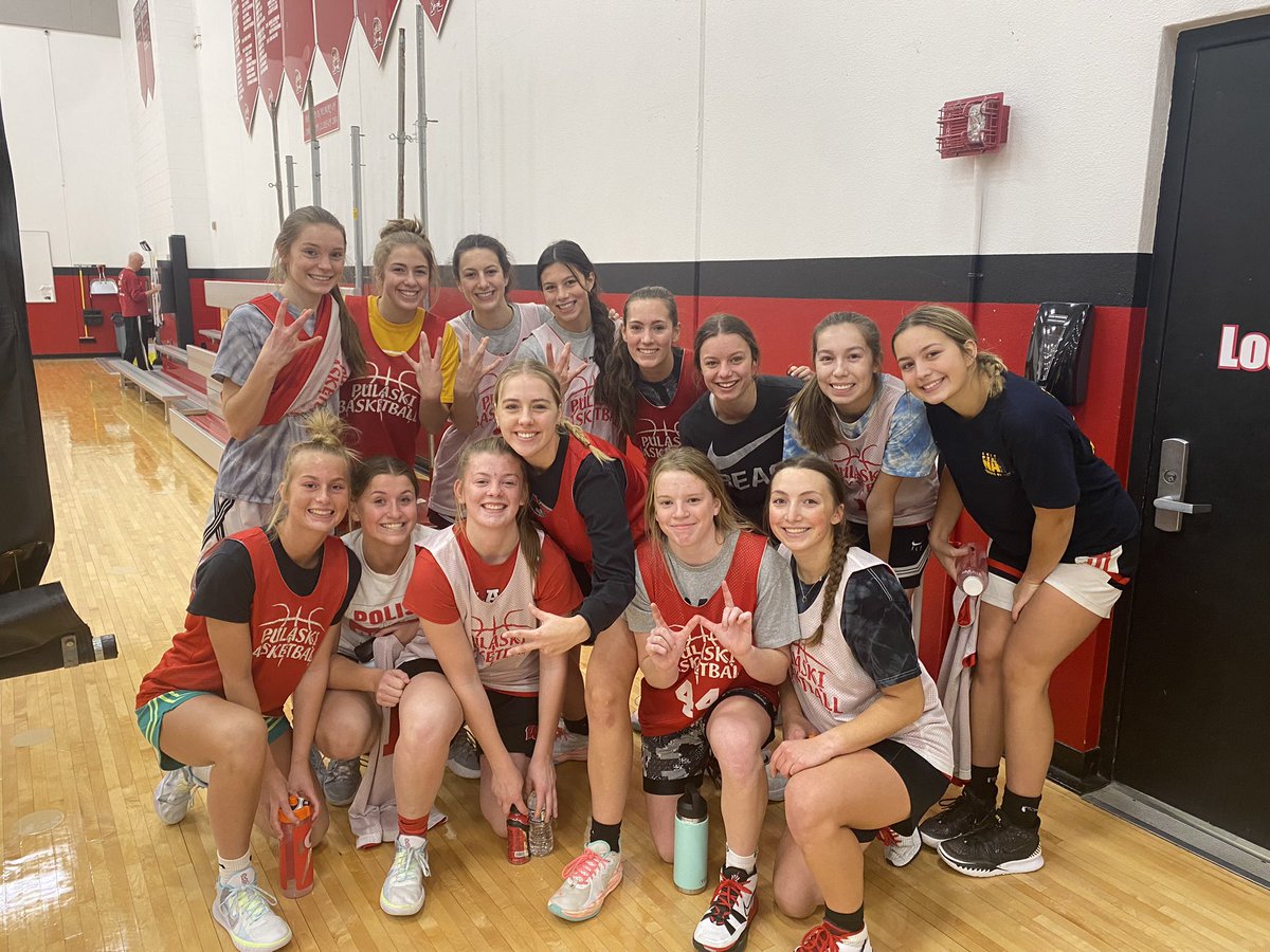 PHS_GirlsBB's tweet photo. First home game tomorrow night !!! Come out &amp; support Pulaski GBB @ 7:15 against New London‼️ https://t.co/sQisFqeVLz