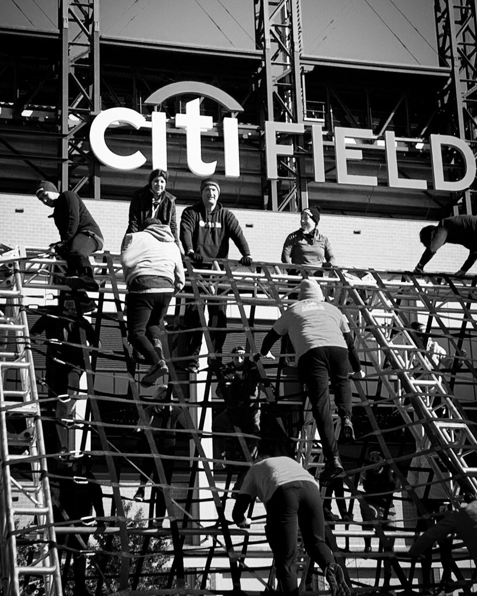 thenewme's tweet photo. Put it in the books! My first Stadion Spartan race. My third Spartan race of 2022 #spartan @SpartanRace #citifeild https://t.co/BK7Wudsyyi