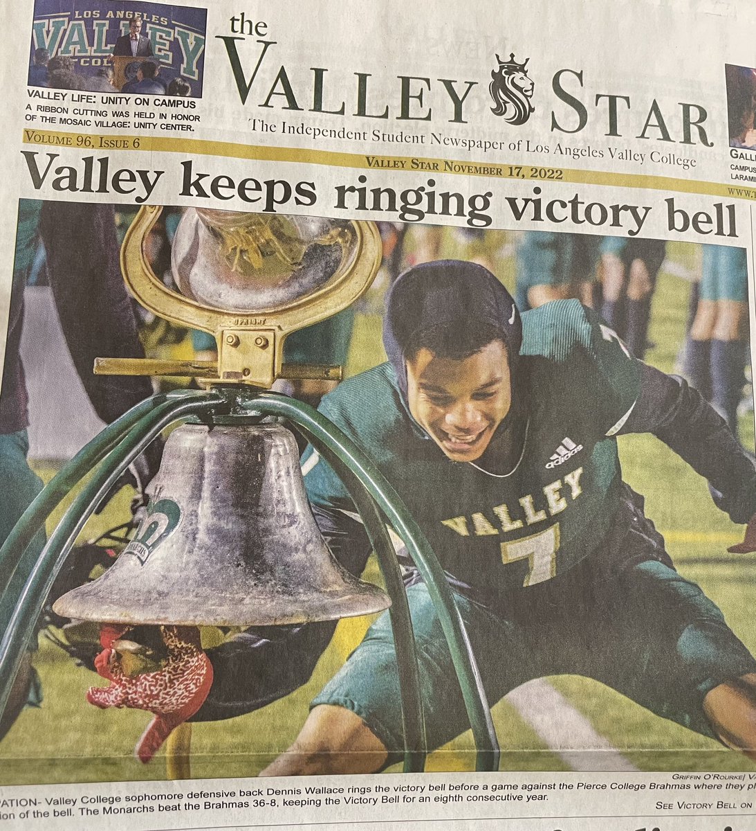 Team MVP lead leading in INTs Dennis Wallace <a href="/ValleyCollegeFB/">Los Angeles Valley College Football</a>