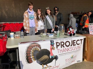 foodbankSJ's tweet photo. With so much happening w/ #FollowFred yesterday, we wanted to  give a special shoutout today to #ProjectThanksgiving &amp; affiliates Clayton HS, @MissAmericaOrg, and the #ShopRites of Mullica Hill &amp; Sewell. #ThankYou for helping #feedsouthjersey this #Thanksgiving. #bettertogether https://t.co/BNAPjJr6Eb
