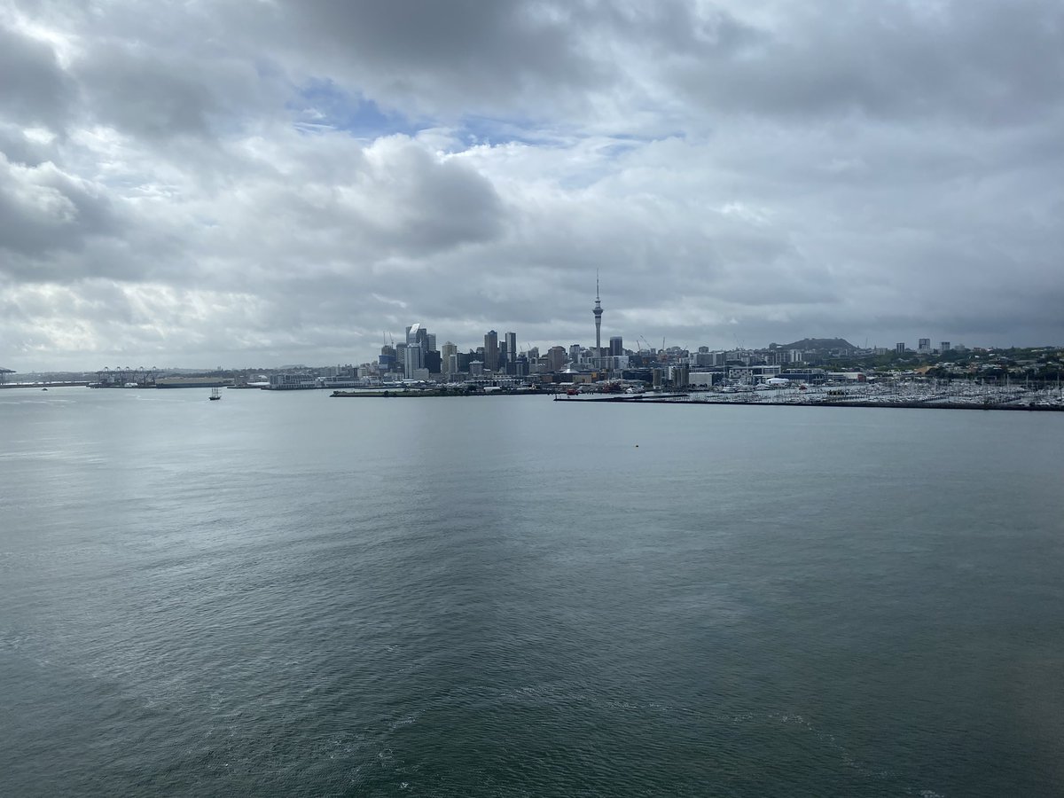 RichardHills_'s tweet photo. Wonder if people think I’m a tourist when I take these on the bus each day. 

@max_tweedie @chamfy https://t.co/VvHbubi7k0