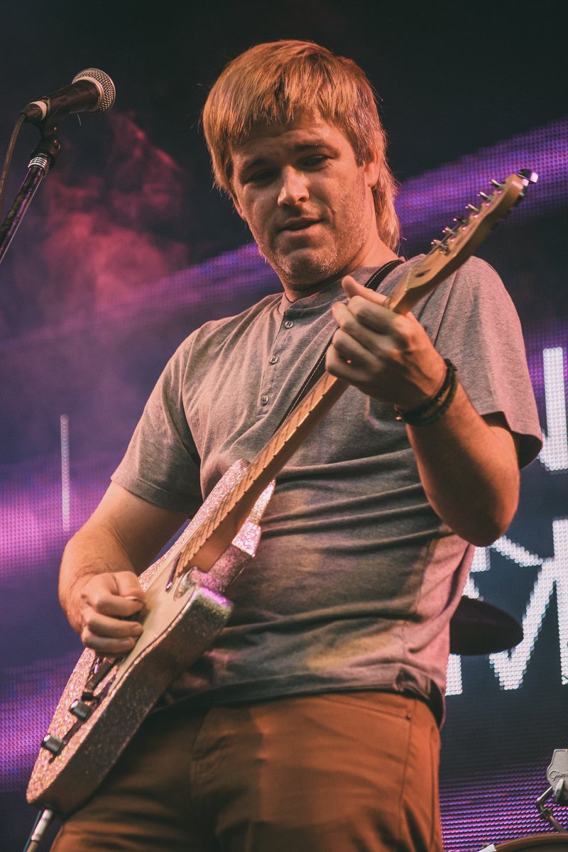 phpatred's tweet photo. Ayer @benjaminamadeo en #Bafim 🎸 https://t.co/DNJ3YAiDHD