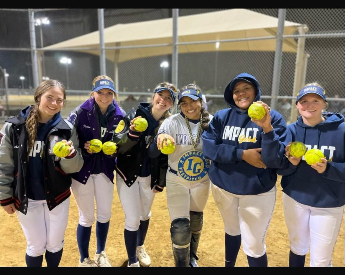 That’s a wrap for the fall season with a big win!! #champions <a href="/ShaleeRodriguez/">Shalee Rodriguez</a> <a href="/OCeaglesSB/">OC Softball</a> <a href="/IGDFW_Bryant/">18u Impact Gold Premier Bryant</a> <a href="/TarletonSB/">Tarleton State Softball</a>