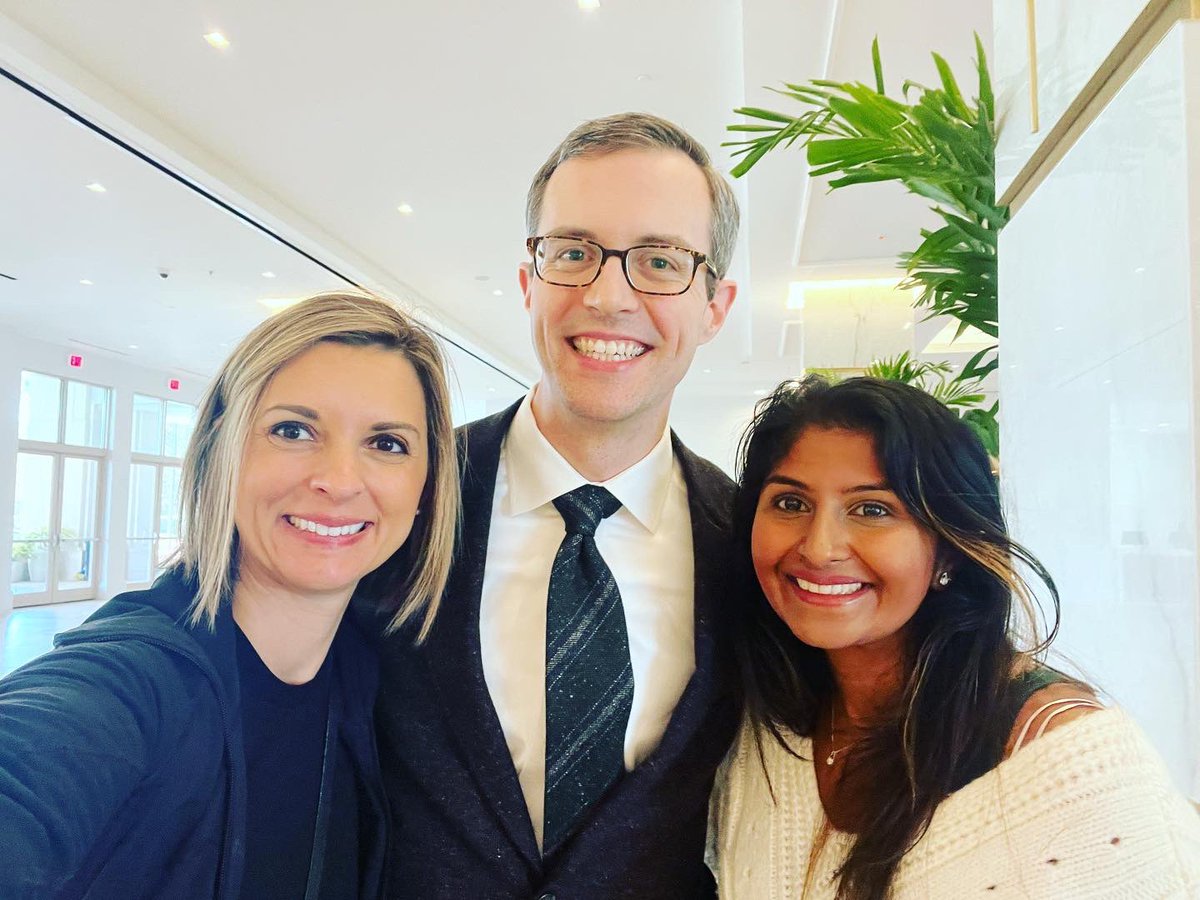 ShravaniD_MD's tweet photo. The best part of #ASRAFALL22 was catching up with friends! @DrSandyC @MarkBicket https://t.co/mfa5pd4iaK