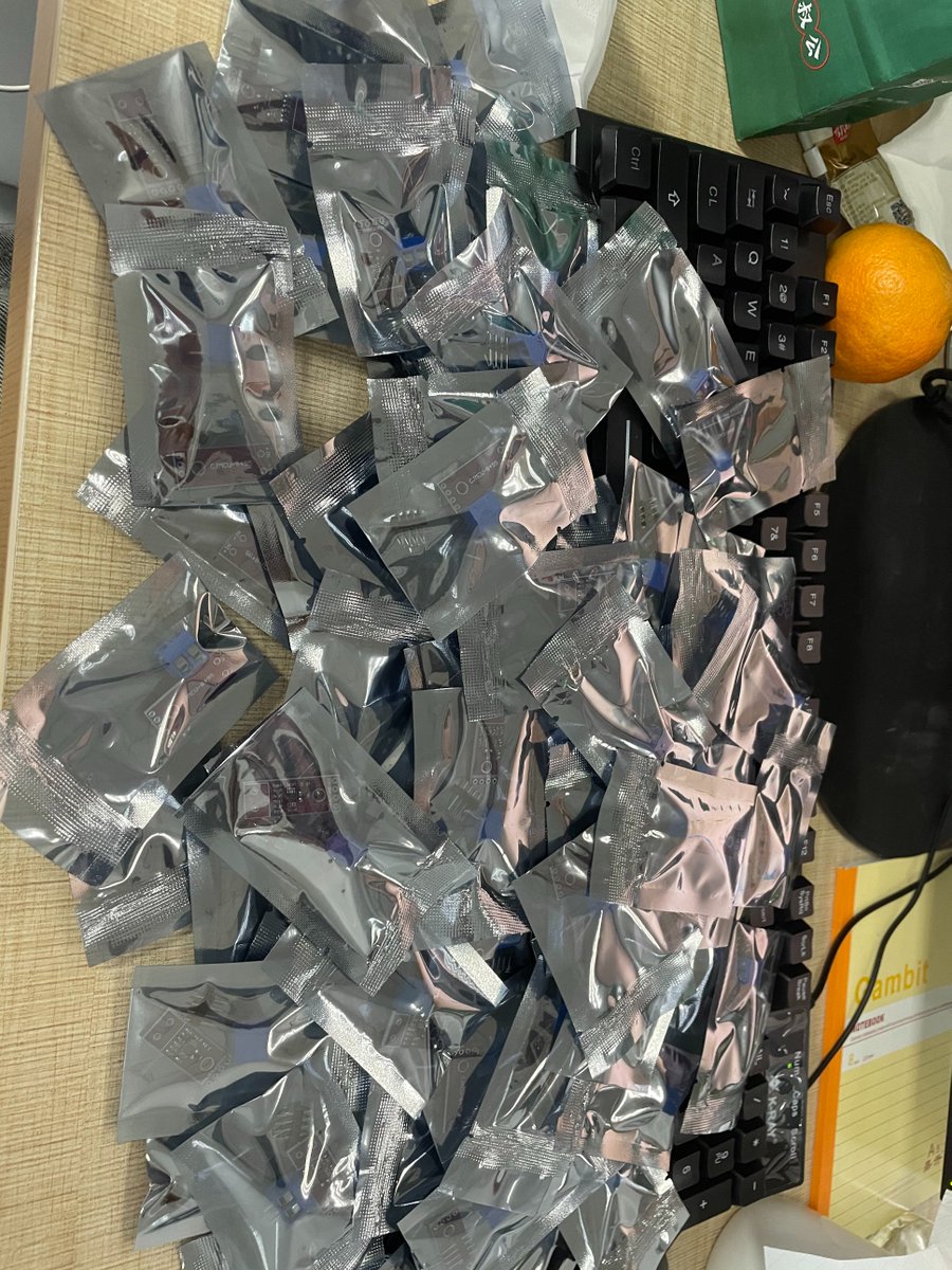 Harry_Monster10's tweet photo. Once again we have received a large number of requests and incoming purchases from our regular customers. I am grateful to be able to keep busy with this wholesale stock. No matter what kind of electronic components you need, I can offer you the best prices. So you can contact me https://t.co/syGNfMFoJj