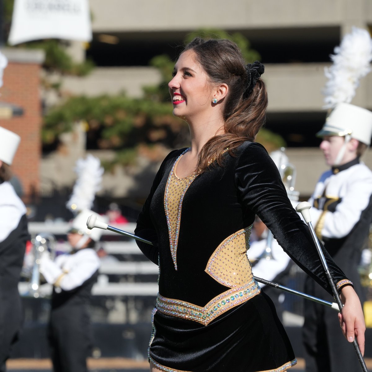 vandybands's tweet photo. Scenes from GAME DAY!!!
For more photos of SOG #100 visit: https://t.co/qfCSuBRpSb
#AnchorDown #SOGILTB #SOG100 @vucommodores @vanderbiltu https://t.co/GPrwYKqOdJ