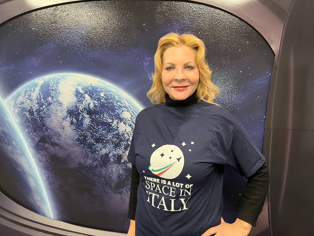 A special thank you to the Italian Trade Agency of Houston, in partnership with the Italian Space Agency & the Italian Embassy in Washington's Space Attaché, for sharing this amazing shirt as part of their 'There is a lot of Space in Italy' campaign. 
#spaceinitaly #italianspace