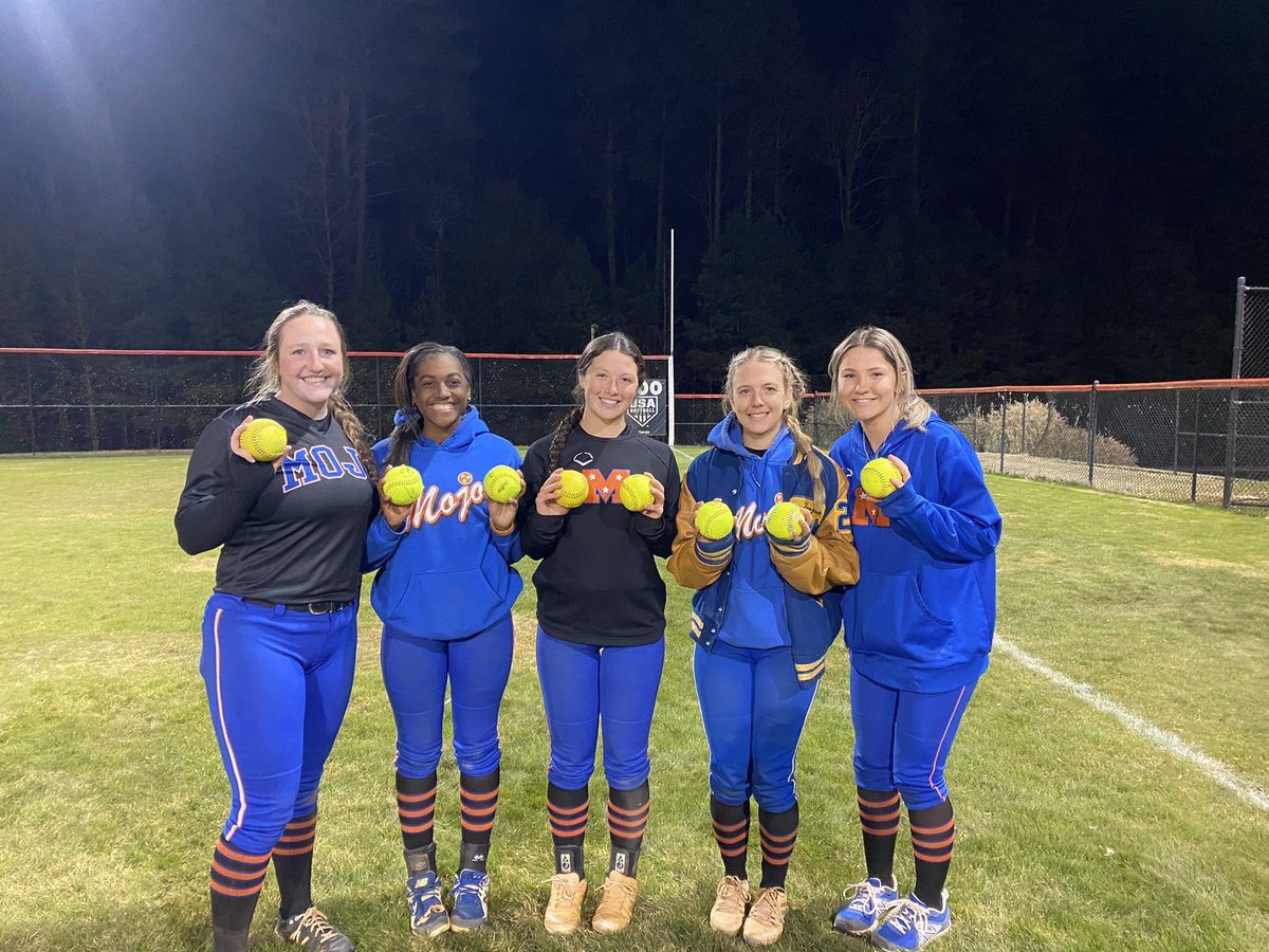 Girls put up a good fight at Show Me the Money coming in #3. It was cold, everyone worked hard, it was a great time together. 💣 were dropped, ESPN plays were made, and pitching was on point.  1 more for fall Clearwater, FL first weekend of Dec.  Lets finish it out strong girls!