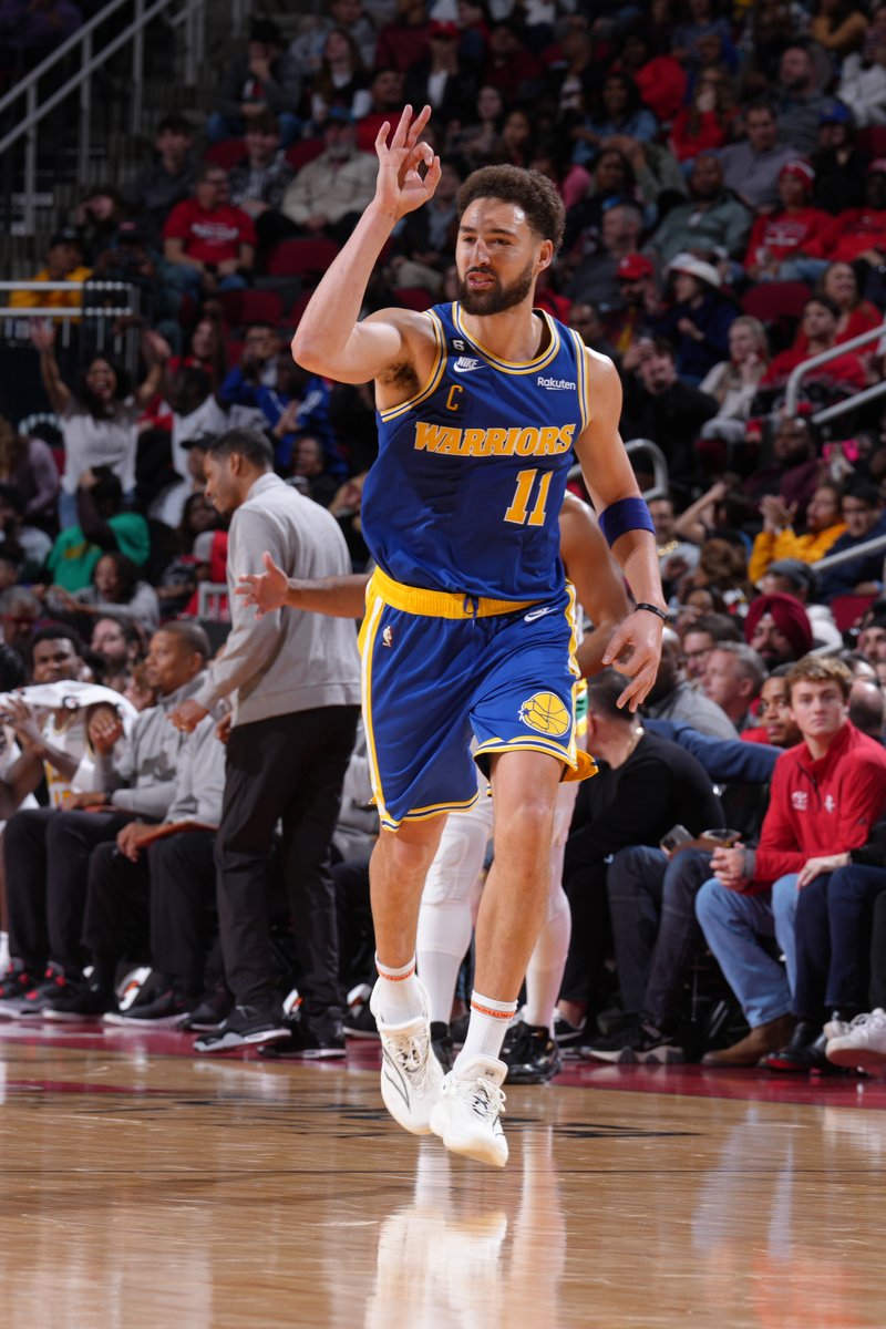 Klay went OFF tonight:

41 PTS
14-23 FG
10-13 3PT

10 THREE’S!!! 🔥
