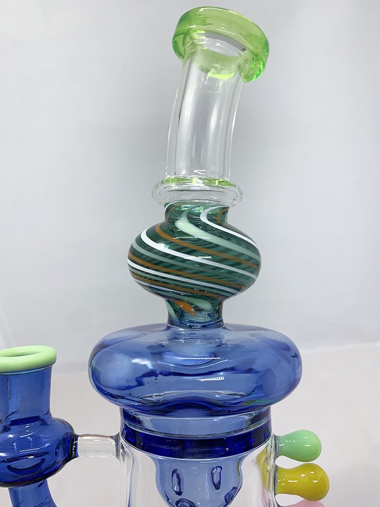 steamcrocodile1's tweet photo. Bongs  hookahs Smoke Pipes  bongshop  glassbong  glaze color 
#glassart #glass #glassofig #headyglass #art #glassforsale #glassblowing #handmade #bestofglass #glassartist #heady #boro #glassporn #cannabiscommunity #dabs #oprahsbookclub #glasslife #artglass #cannabis #headyart https://t.co/DzmkkCVgzb