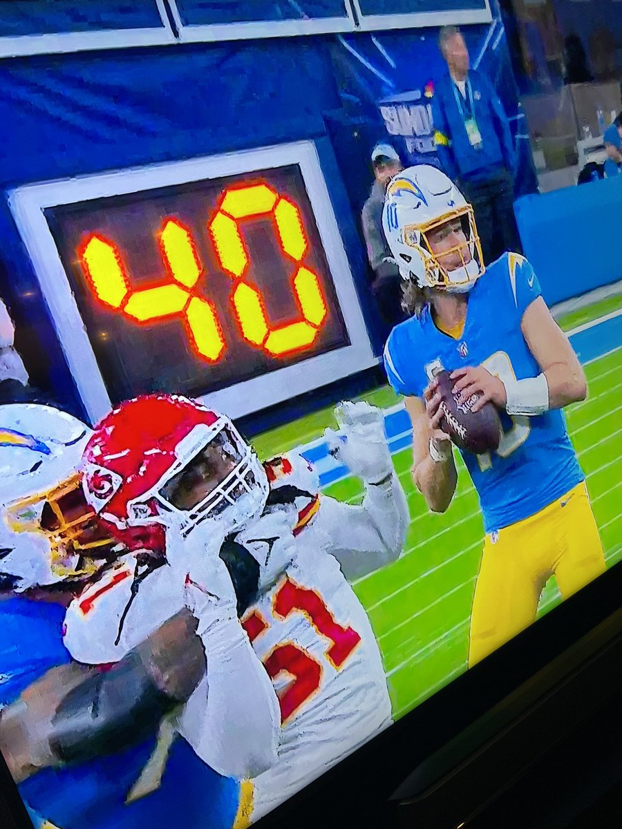 JBside13's tweet photo. Ummm…excuse me @NFLOfficiating are we calling this both ways tonight or…..? 🤡🤡🤡🤡🤡 https://t.co/QU27iSgDbF
