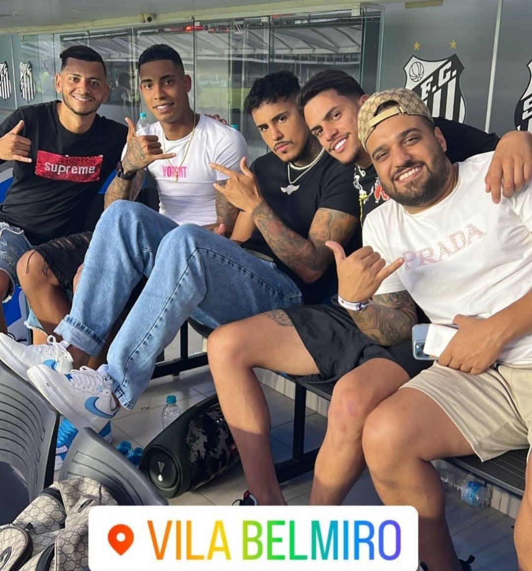 CibeleSilva3's tweet photo. ⚽️🔝🙏 https://t.co/fhS92BeQgD