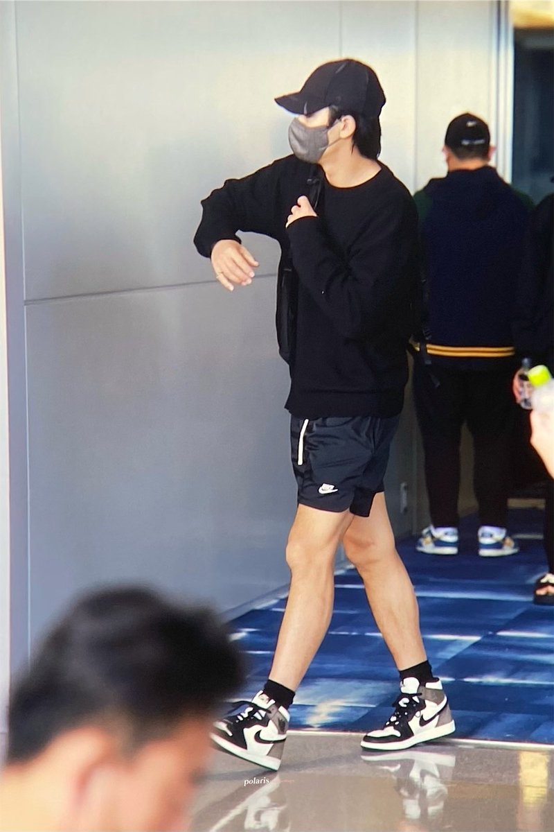 tau sih osaka ga dingin tp kr dingin gyu....🥲