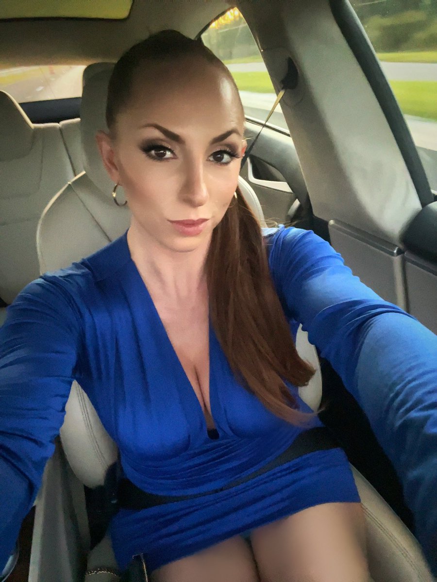 OnlyAllisonFox1's tweet photo. https://t.co/p8NKk3HRCc
