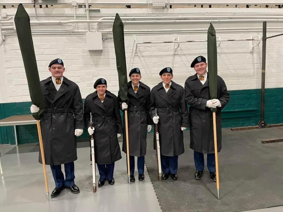 MSUArmyROTC's tweet photo. Spartan Battalion Color Guard had a busy weekend at the MSU Football and Basketball game!
Go GREEN!!
#army #boldwarriorbrigade #spartanbattalion #7thbrigade #michiganstatespartans #gowhite #ArmyROTC #michiganstateuniversity #gogreen #colorguard https://t.co/dFeq6sXQqO