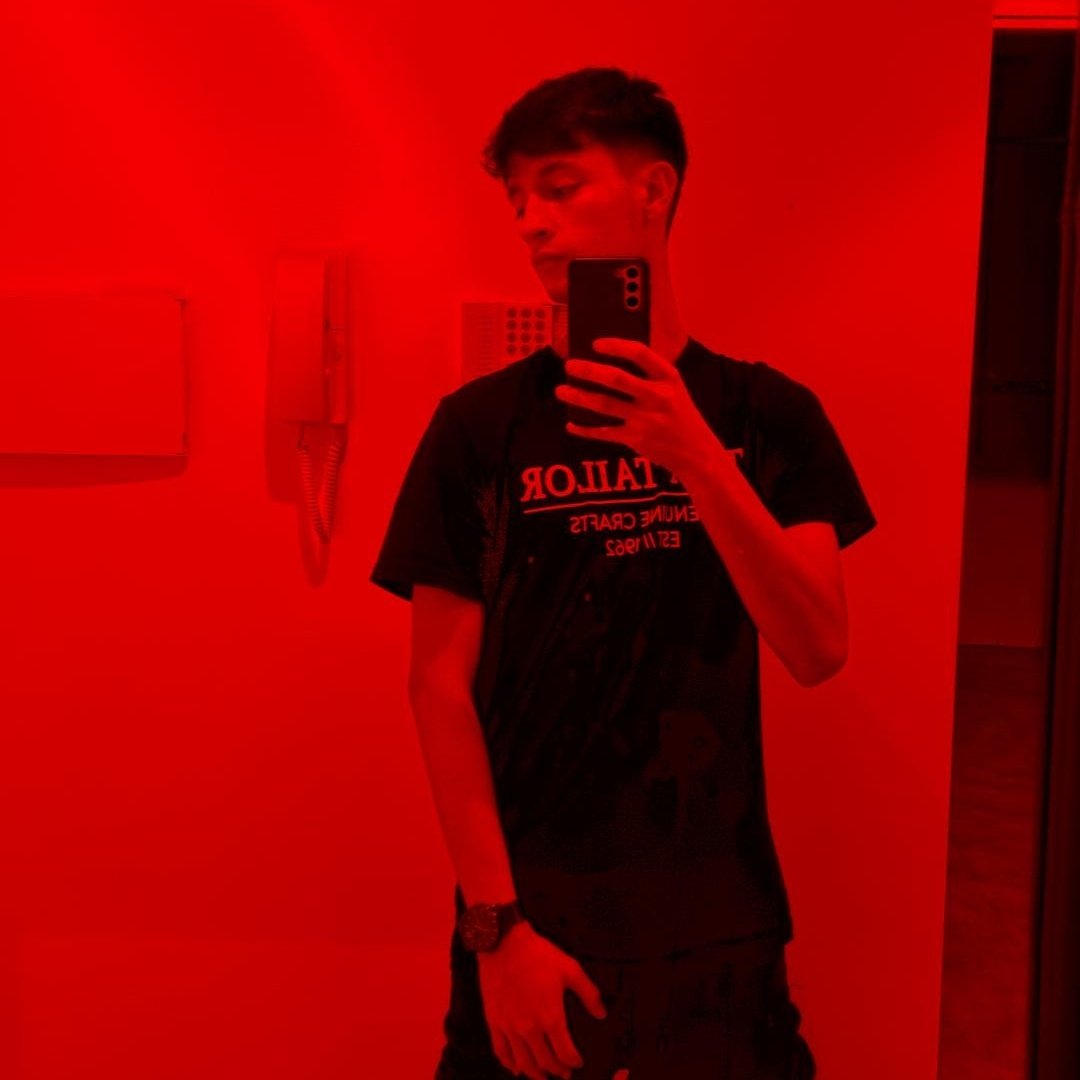 Danieljackdan17's tweet photo. #NuevaFotoDePerfil https://t.co/BAtfvvFFgC