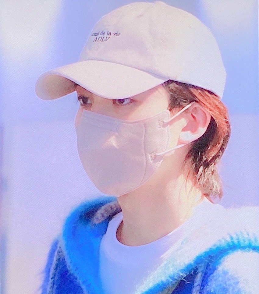 random jeonghan tweet media