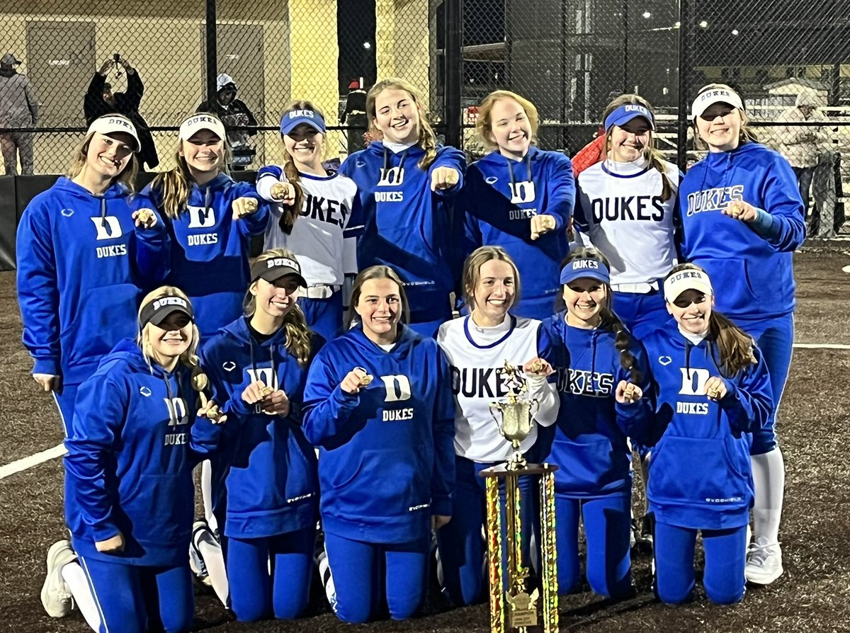 2022 Owl City Showcase 16u Power Pool CHAMPIONS!

These girls battled the cold and three very talented opponents to take the trophy to end the season. In the last 3 weeks they learned to trust each other and compete as a TEAM, 13 hearts working together! Couldn’t be more proud!