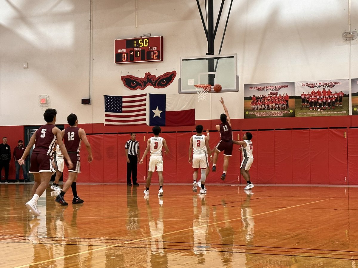 psjabearshoops's tweet photo. PSJA Bears Basketball finished up a tough La Joya Tournament with a big win over Juarez-Lincoln, 54-17. The Bears are back in action Monday @ Brownsville Porter at 2:30 pm before the Thanksgiving Holiday. https://t.co/ErCfHc1YrQ