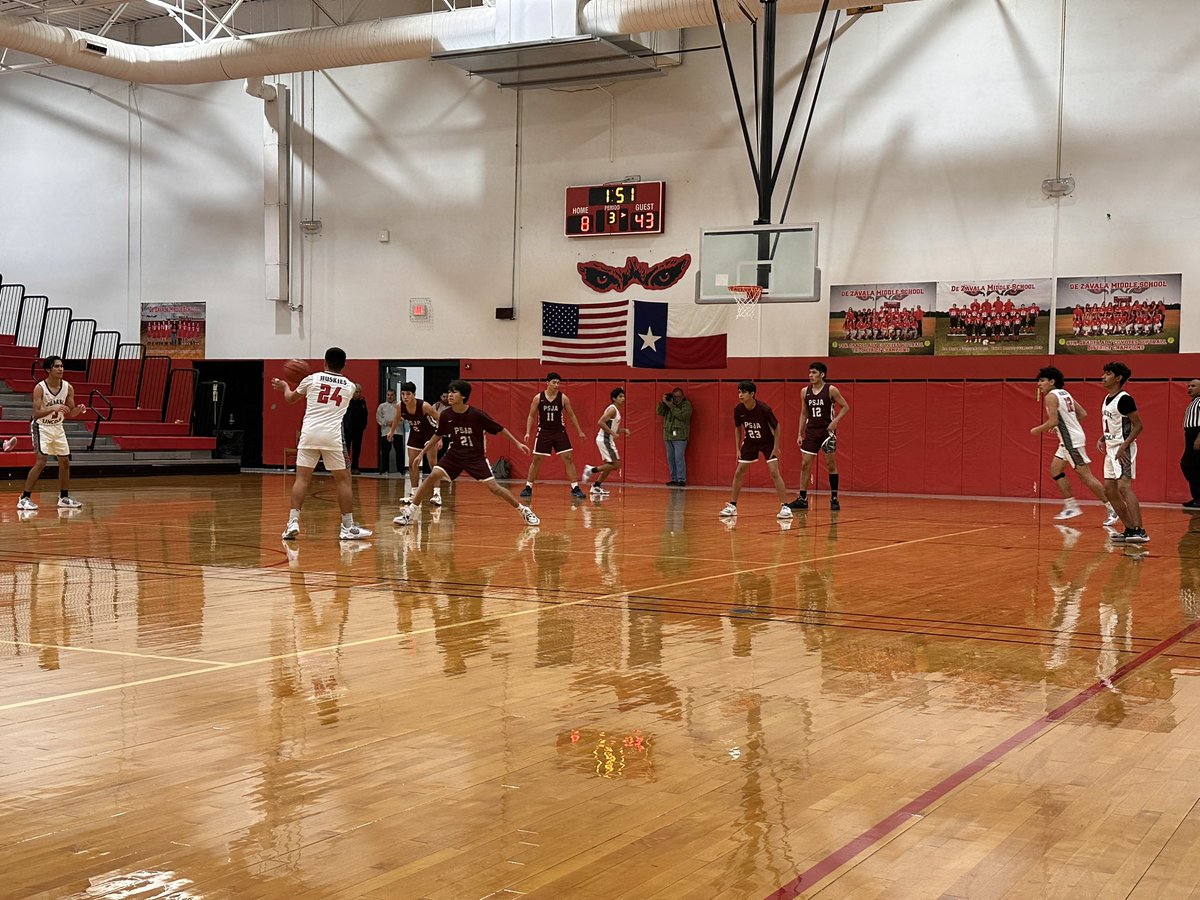psjabearshoops's tweet photo. PSJA Bears Basketball finished up a tough La Joya Tournament with a big win over Juarez-Lincoln, 54-17. The Bears are back in action Monday @ Brownsville Porter at 2:30 pm before the Thanksgiving Holiday. https://t.co/ErCfHc1YrQ
