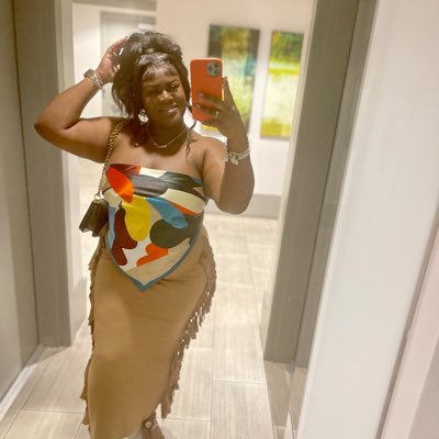 PYTErickaa's tweet photo. #NewProfilePic https://t.co/Z6kNpXqorx