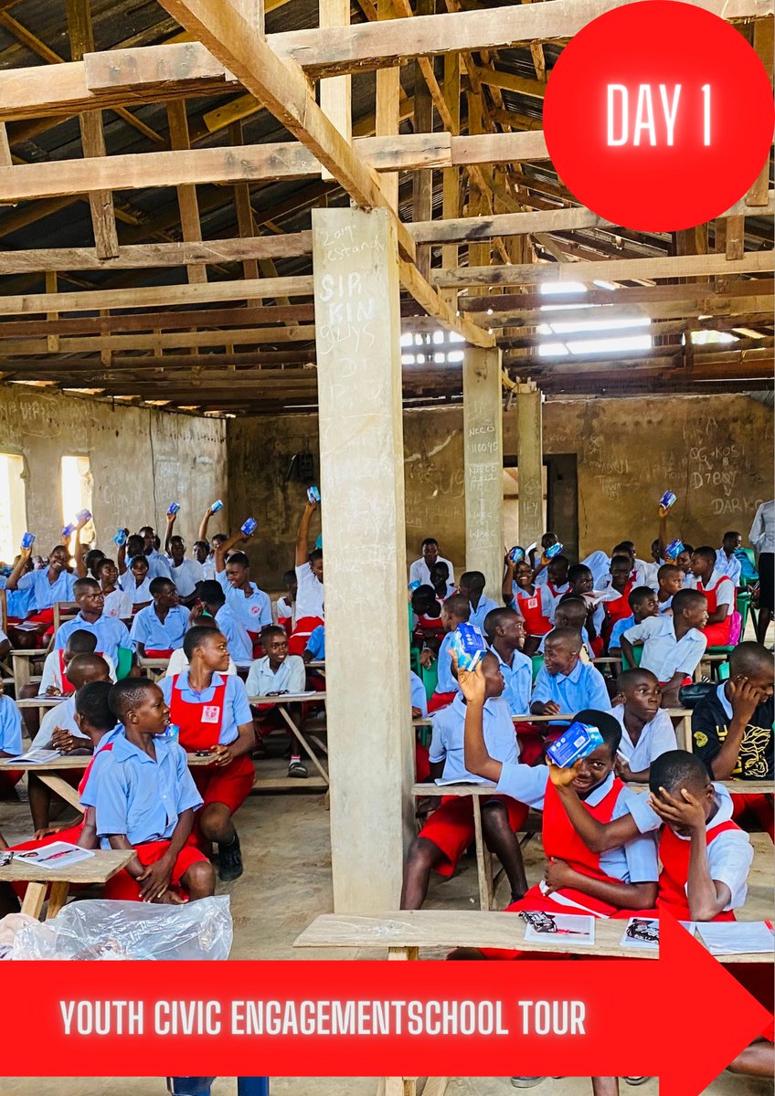oam_foundation's tweet photo. Menstrual hygiene and how to make reusable pads. Thanks to our partners @TownCrierAfrica delivering https://t.co/sNYznzCt8N