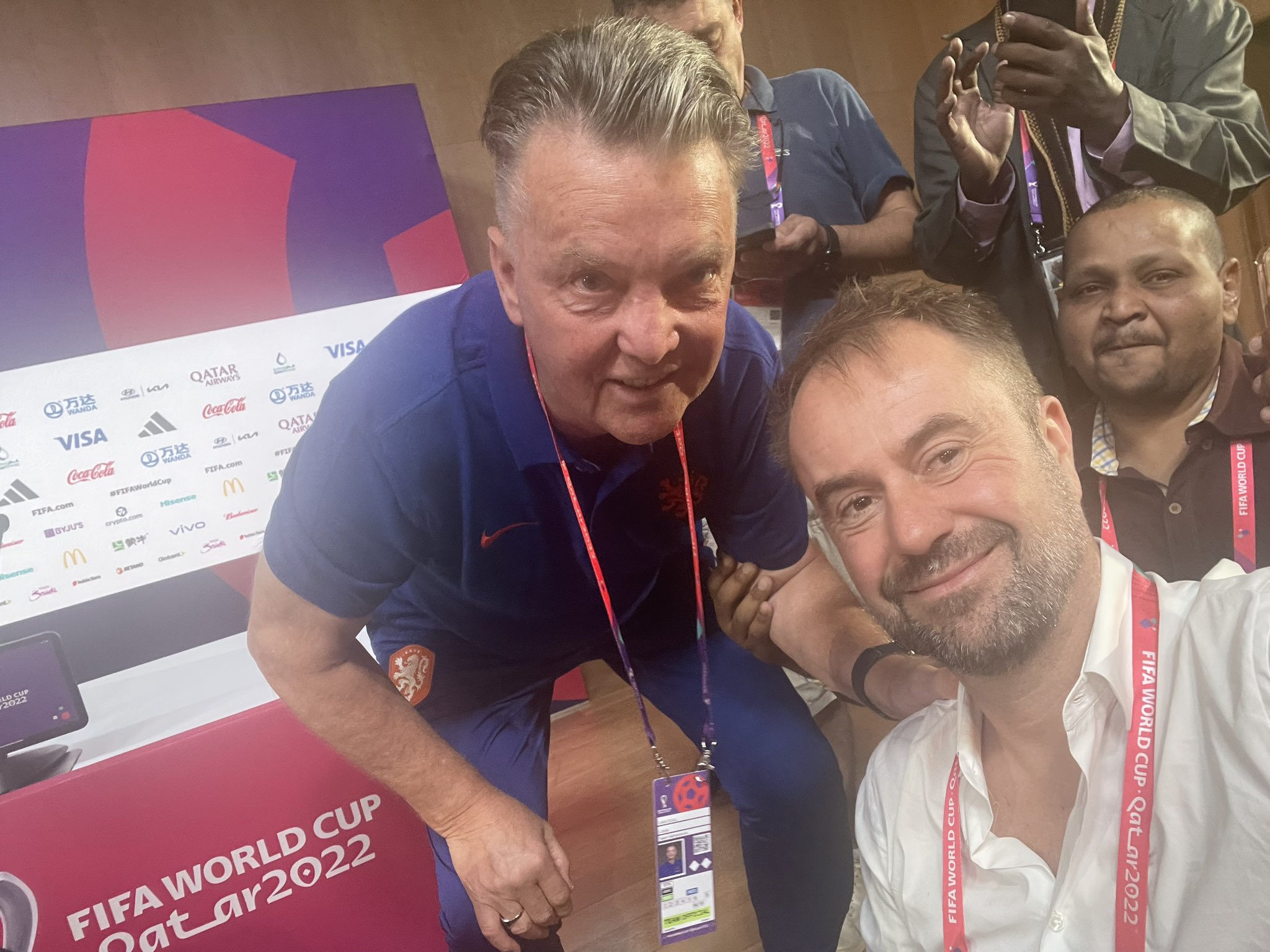 FiE0UC6XwAAXDEI?format=jpg&name=large