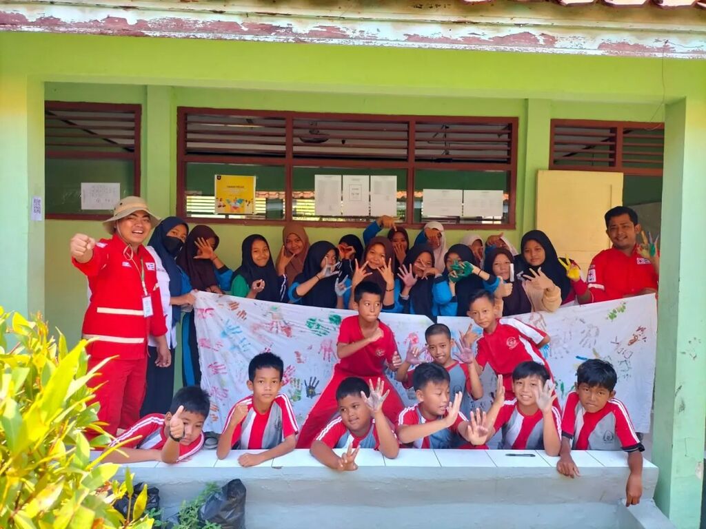 PMI Kota Pekalongan tweet media