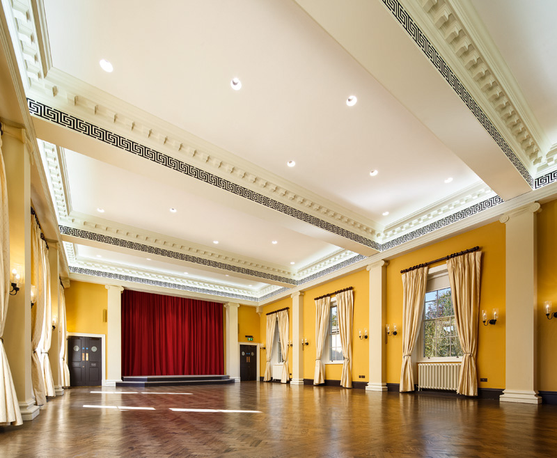 MeetCambridge's tweet photo. .@DowningConf offers a superb conference centre and flexible meeting facilities in the heart of Cambridge. From residential conferences to weddings, our dedicated Conference &amp; AV Team are here to ensure that your needs are understood and your event is delivered to perfection. https://t.co/IgP6sBrB60