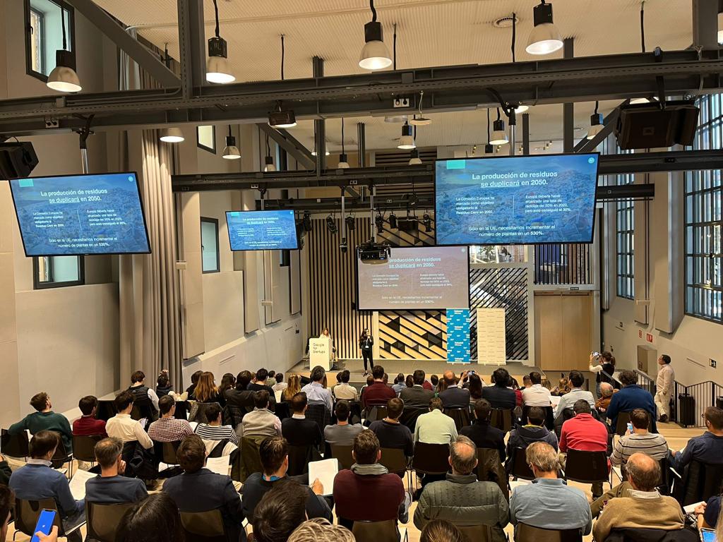 La semana pasada formamos parte del 28 Campus de Emprendedores de <a href="/seedrocket/">SeedRocket</a>  

Haber sido finalistas entre más de 146 aplicaciones ha sido una experiencia increíble. Gracias a todas las startups, mentores y equipo de Seedrocket por estos días de aprendizaje!
#economiacircular