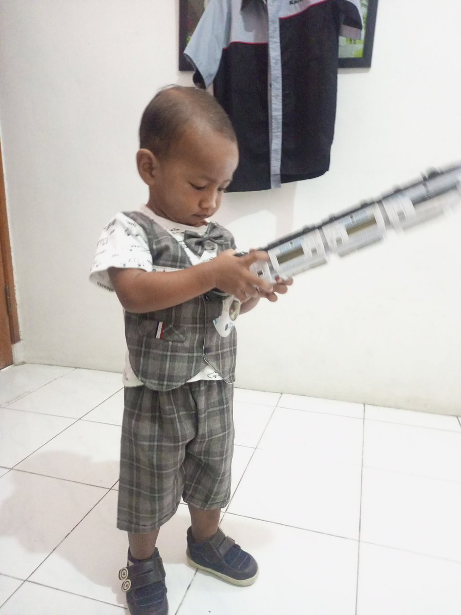 Ini anak kesayangan kamu yg kedua bun. Sudah makin besar dan makin banyak tingkah #elangsagarmathasyarif #mametnationfamily