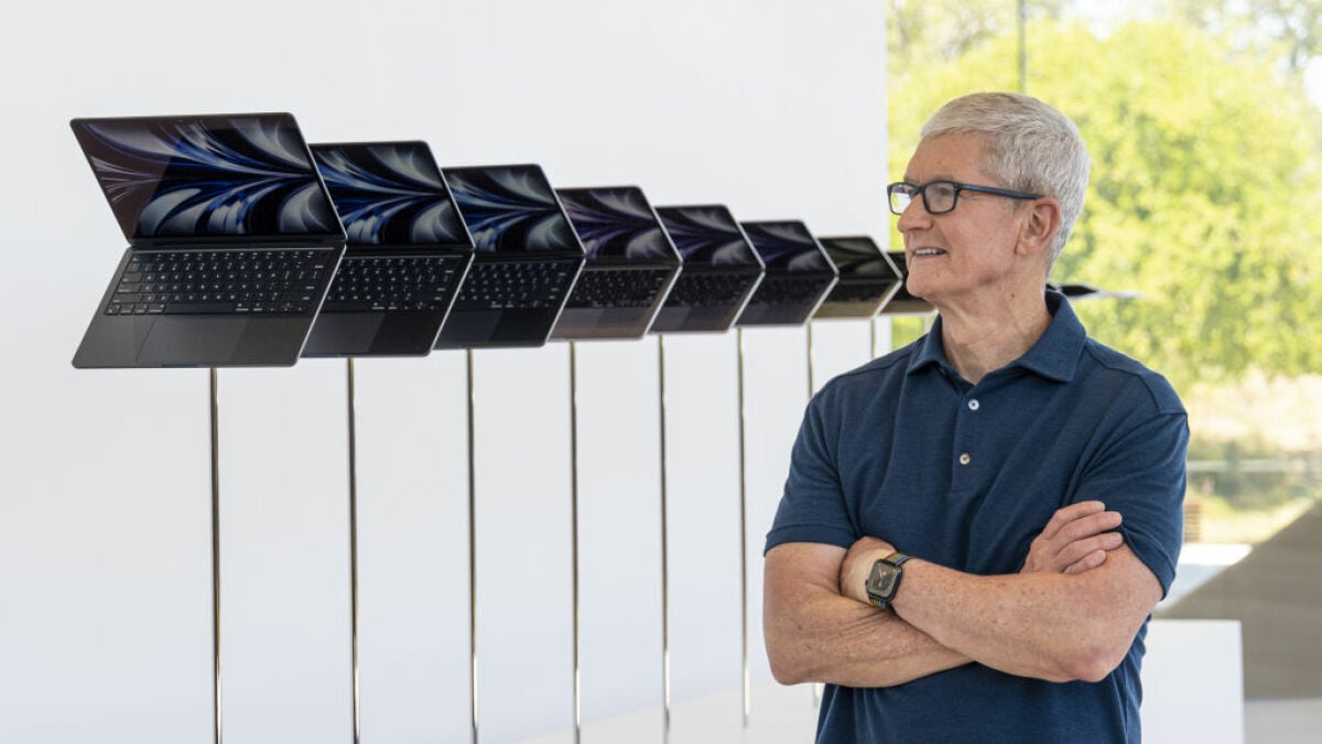 myakzan's tweet photo. What Apple fans can expect in 2023 https://t.co/eRJEHO8LKh https://t.co/yFQuyAPf9w