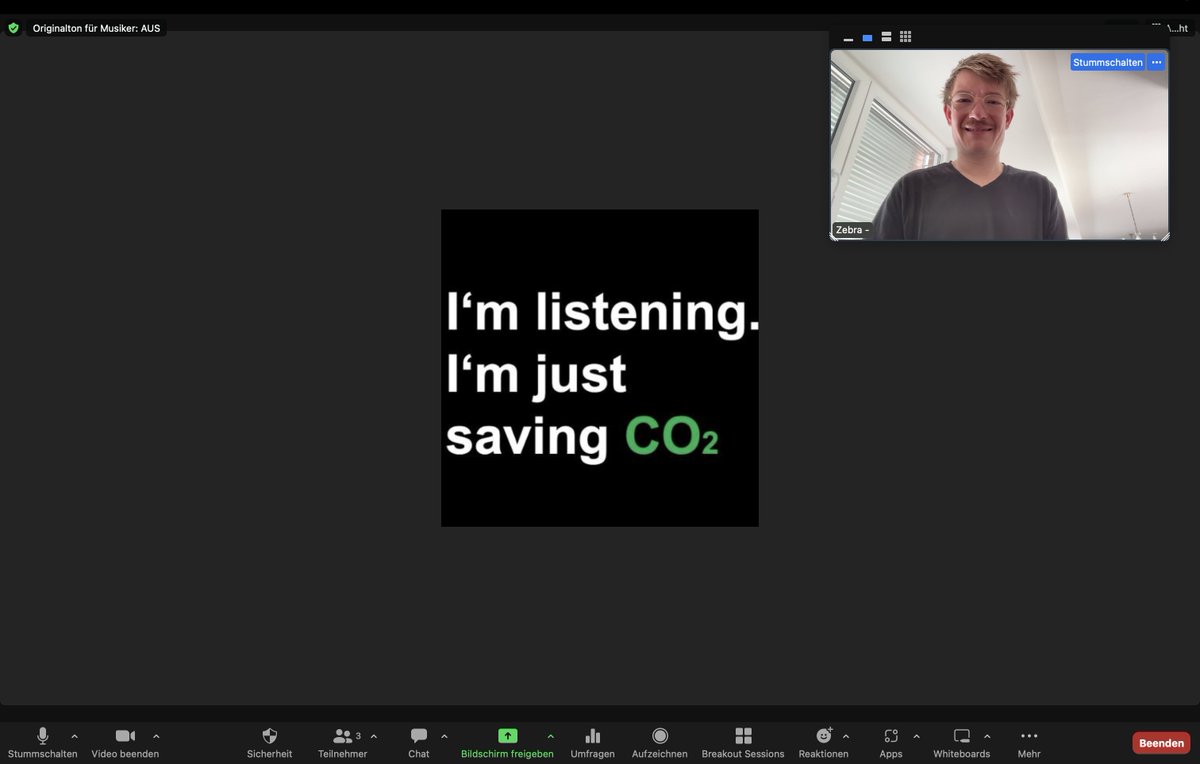 danbar87's tweet photo. Weekly Stand-up by @make_it_lean. Nach einem kurzen Check-in mit Kamera wird sie ausgemacht um CO2 zu sparen. 

Etwa 60-80% des Energieverbrauchs ist auf die Videoübertragung zurückzuführen. https://t.co/wKgrlmnPpJ