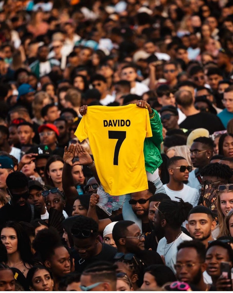_vvvivian_'s tweet photo. Happy birthday 001🔥 my G.O.A.T👑 🐐

#DavidoAt30 #Big30 https://t.co/P7tiUGakb8