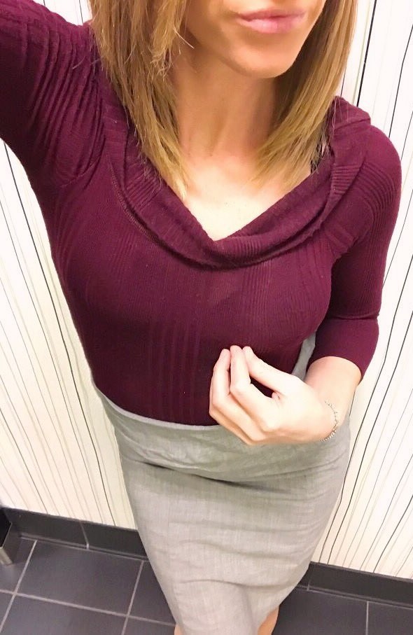 EvaAMilan's tweet photo. Que si ya es invierno? Confirmamos, frío polar en Madrid 🥶☃️ #heladoslunes #officeOutfit #OfficeGirl #bienabrigadita #FelizLunesATodos #naughtyoffice #officelady #officedresscode https://t.co/5EpNGQgbbW