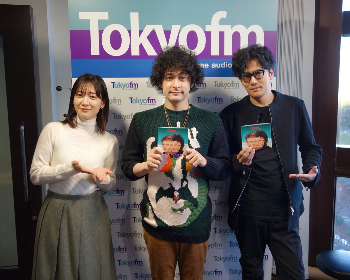 FiE8ATtakAAkg1L?format=jpg&name=orig