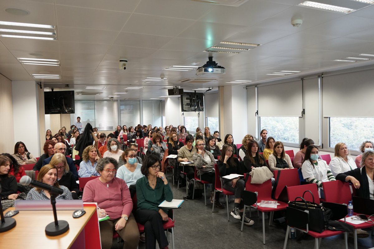 uchcat's tweet photo. 🚀Més de 100 professionals a la VIII Sessió Tècnica de #LaUnió Compartim el que fem en Treball Social #BenchInnovacio al @perevirgilicat https://t.co/mtI55rFKCM