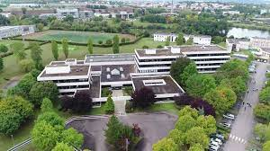 A #Metz sur le Campus de <a href="/centralesupelec/">CentraleSupélec</a> pour un module conçu par l'Institut <a href="/i_Planet_A/">planet A®</a> pour la "Shift Year", année de formation dans le cadre de son Atelier des Transitions. Au programme #Agricuture et #transitions